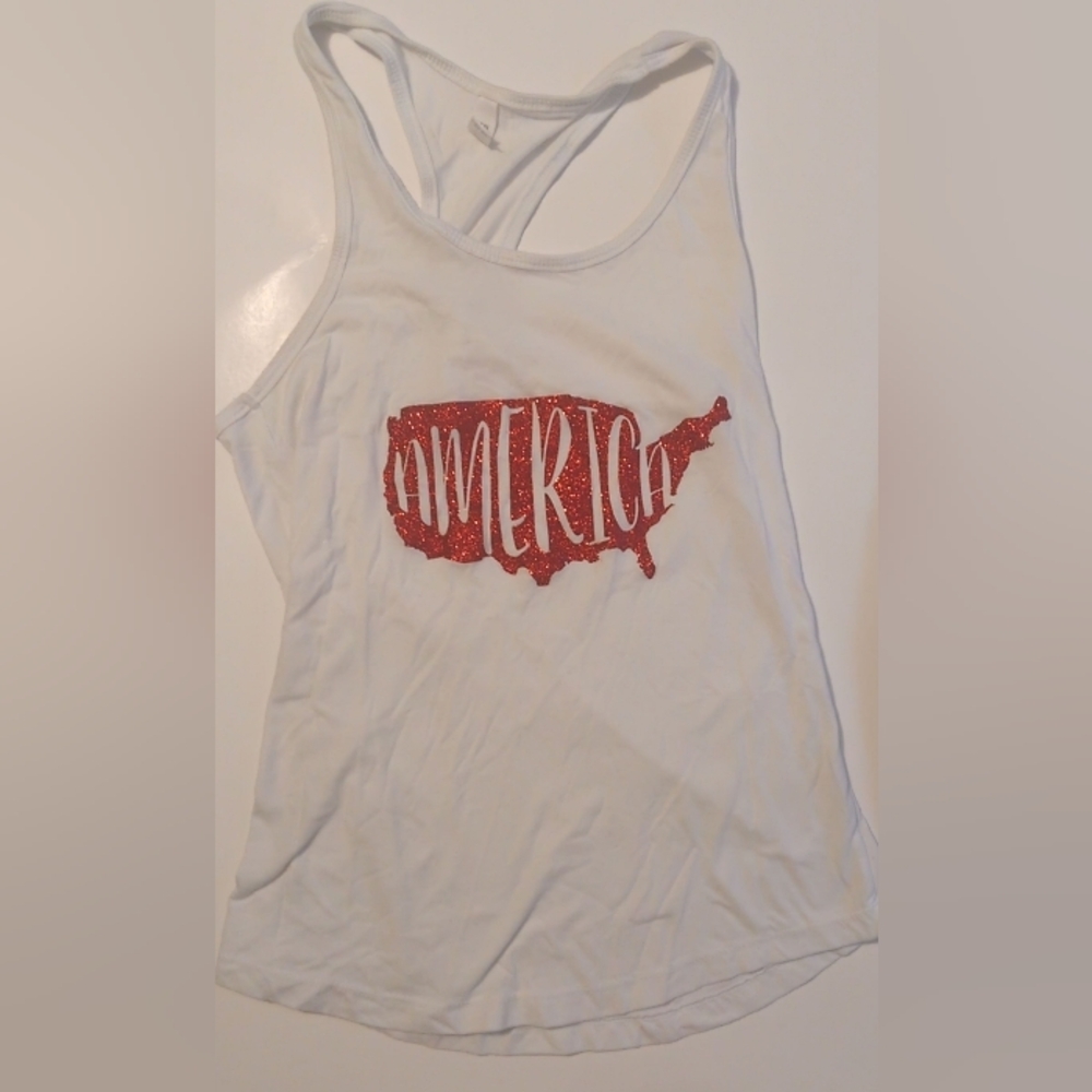 Ideal T Women's White Tank Top with Red Graphic Size Small